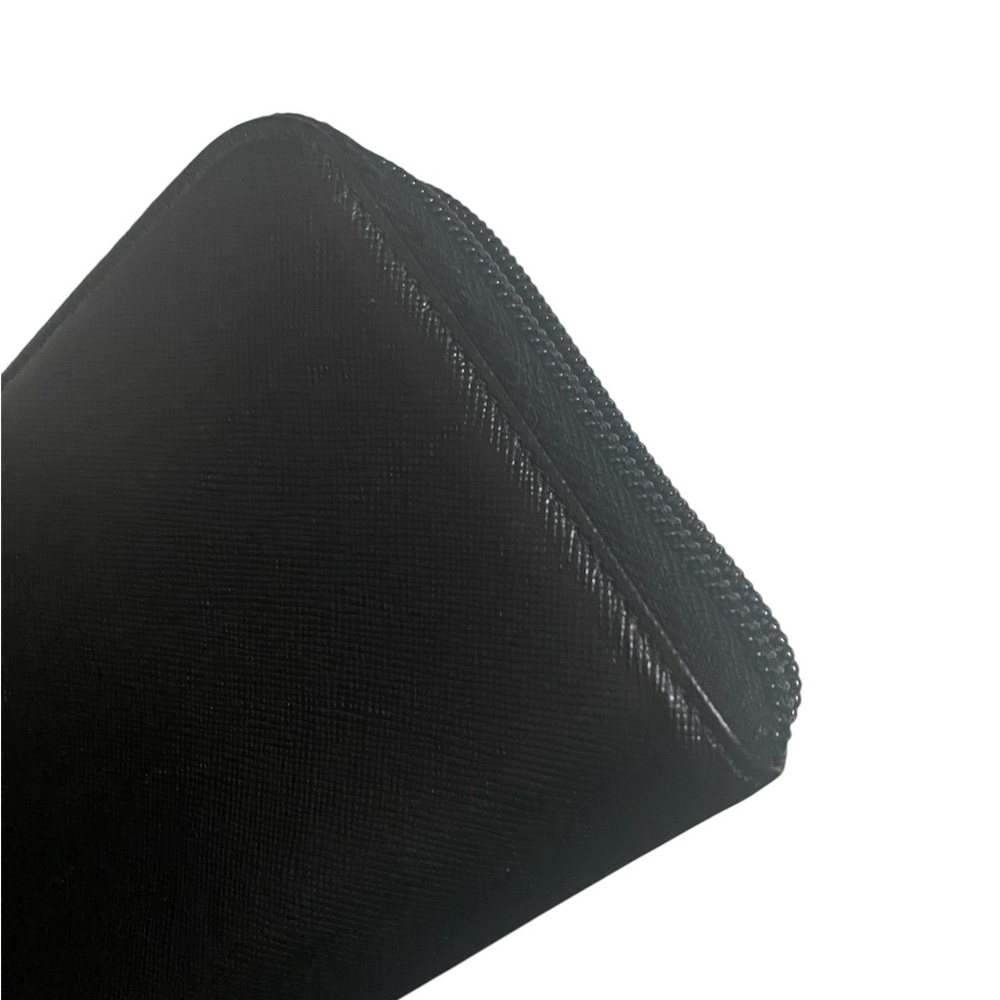 Prada Black Zipper Wallet - Picture 2 of 6